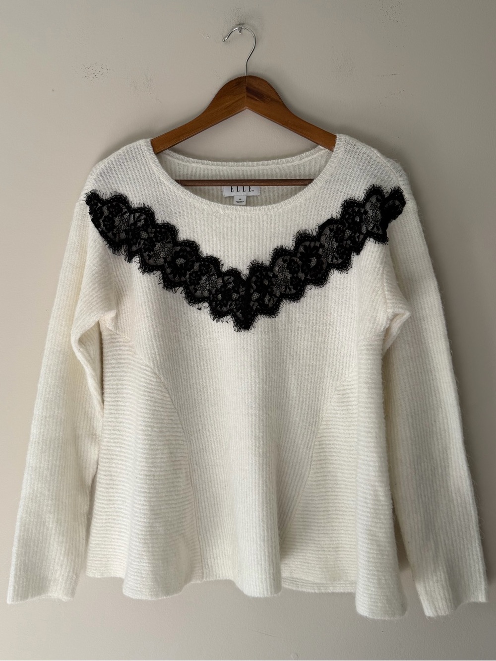 Elle Cream Crewneck Sweater with Black Lace Detail Size Medium